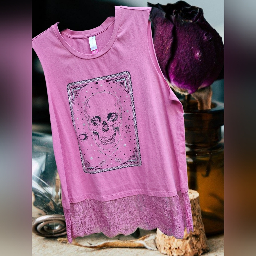 No Boundaries Pink Skull Graphic Women's Tank Top with Lace